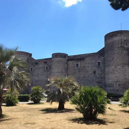 Rubik's Castle Bed & Breakfast Catania