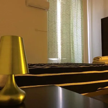 Rubik's Castle Bed and breakfast CTA
